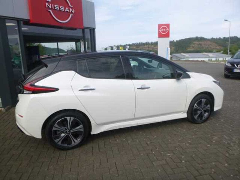 Nissan Leaf N-Connecta e+ 62 kWh