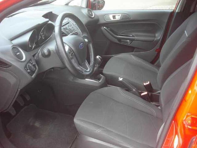 Ford Fiesta Trend 1.0 EcoBoost 100   AHK