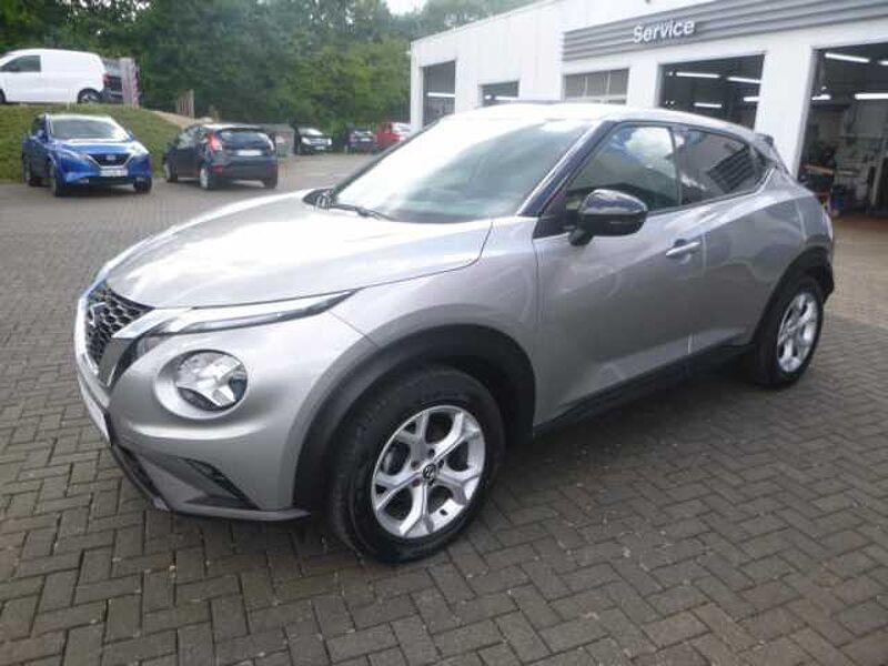 Nissan Juke N-Connecta 1.0 DIG-T