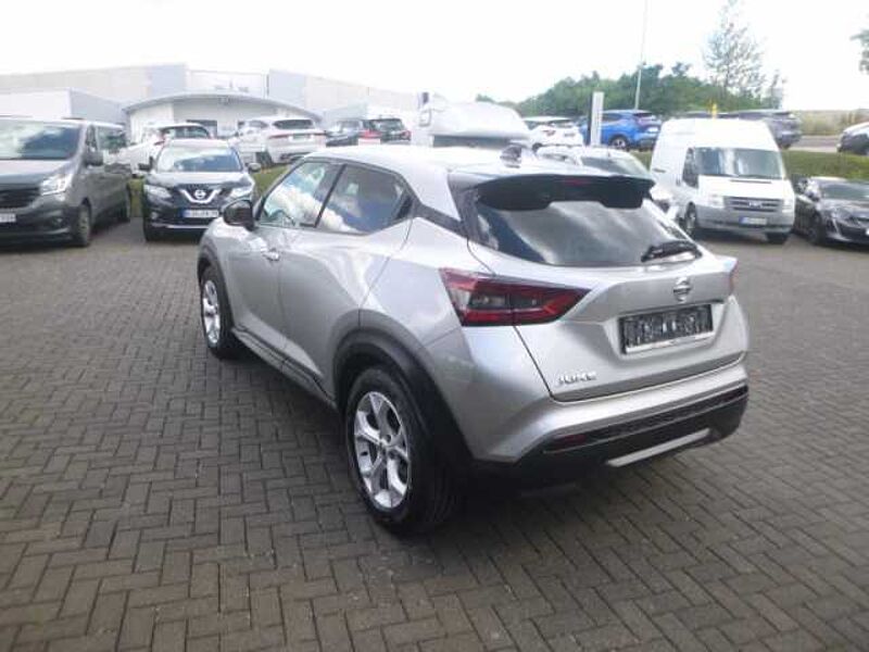 Nissan Juke N-Connecta 1.0 DIG-T