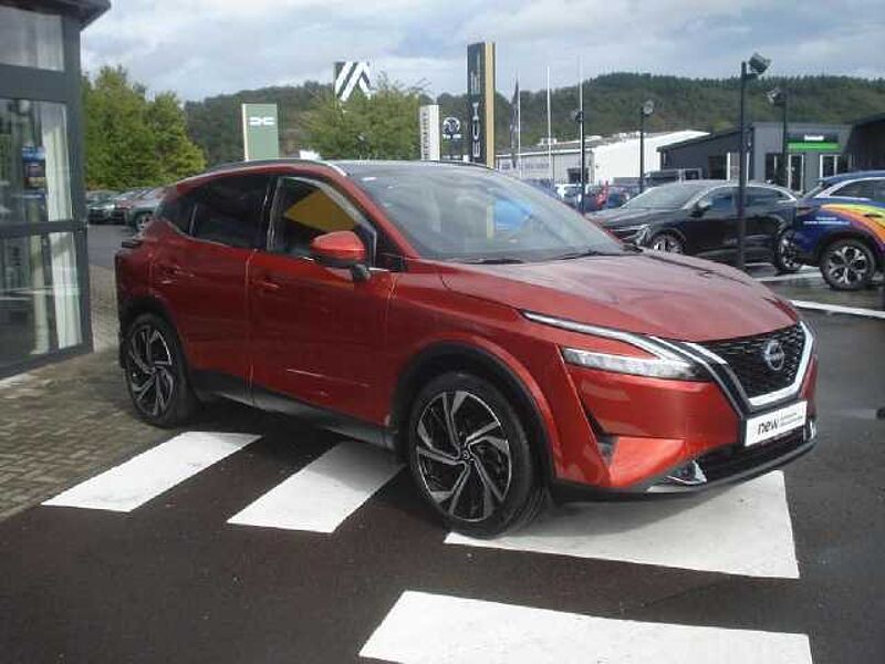 Nissan Qashqai Tekna+  1.3 DIG-T MHEV X-Tronic 4x4 Automatik